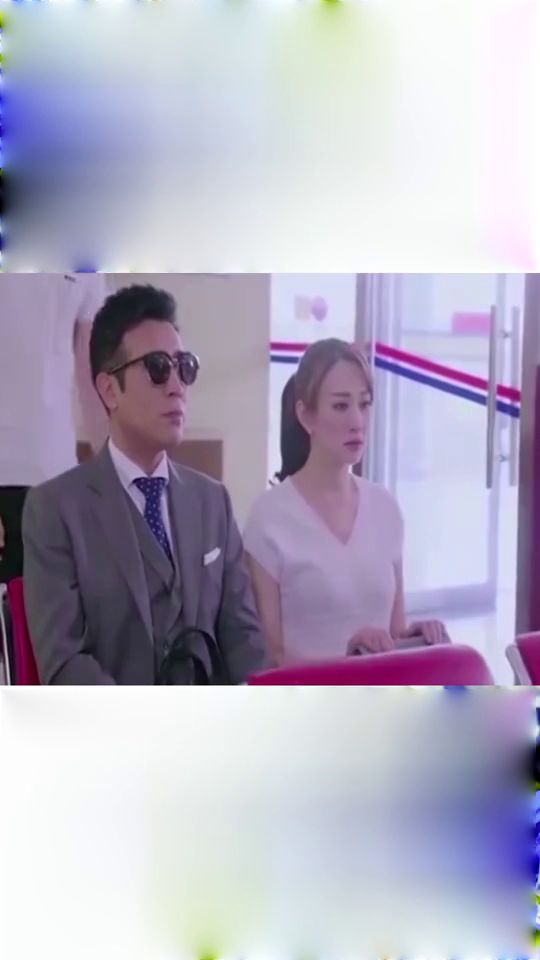 双警夫妻蜜月途中助大叔识破电诈，正义与爱同行